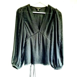 Banana republic  pleated  top